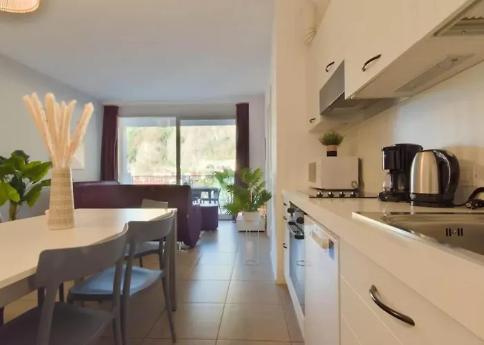 3 Bedroom Maggiore With Pool 아파트 Maccagno