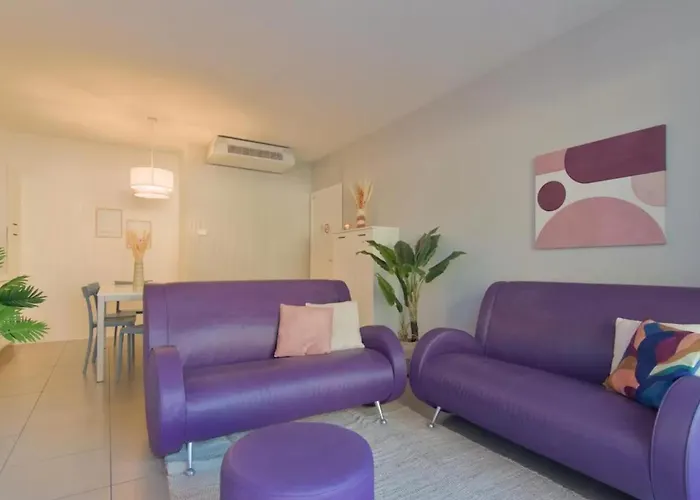 아파트 3 Bedroom Maggiore With Pool Maccagno