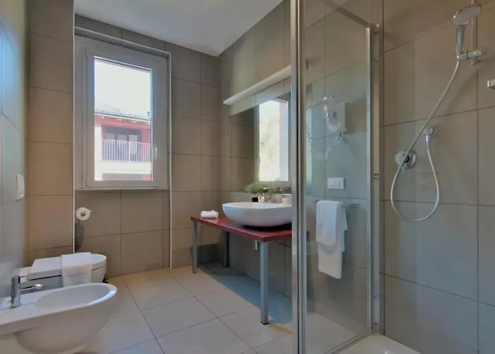 Apartament 3 Bedroom Maggiore With Pool *